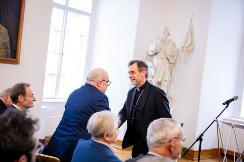 Ordensverleihung / Erzdiözese Wien/Schönlaub