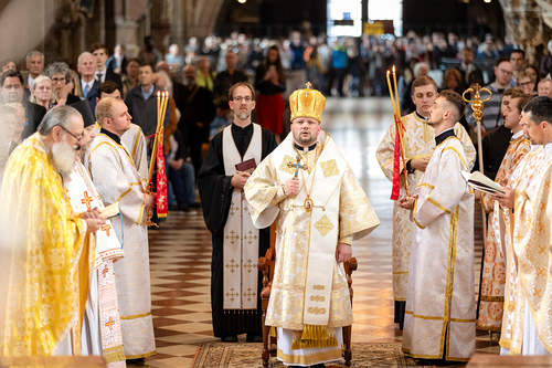 Priesterweihe Byzantinischer Ritus im Stephansdom / Erzdiözese Wien/ Schönlaub
