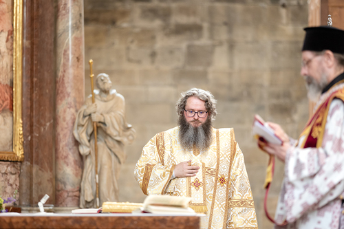 Priesterweihe Byzantinischer Ritus im Stephansdom / Erzdiözese Wien/ Schönlaub