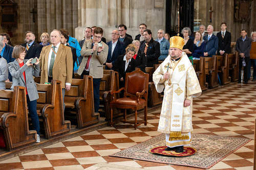 Priesterweihe Byzantinischer Ritus im Stephansdom / Erzdiözese Wien/ Schönlaub